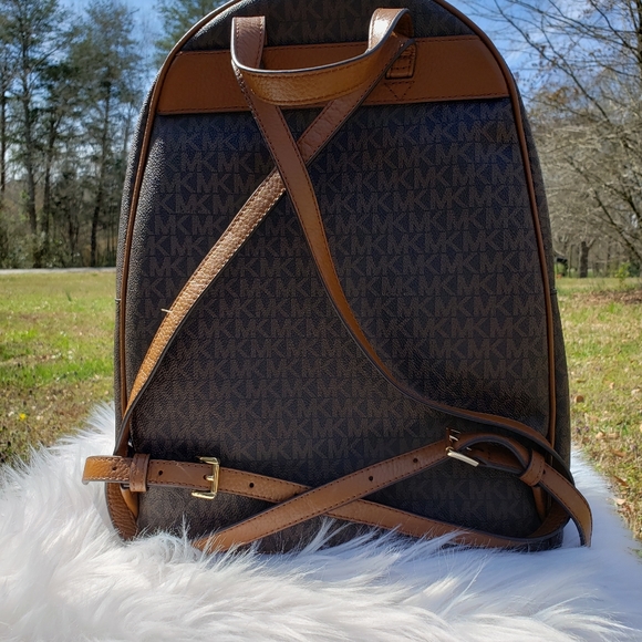 Michael kors large backpack - Picture 8 of 8